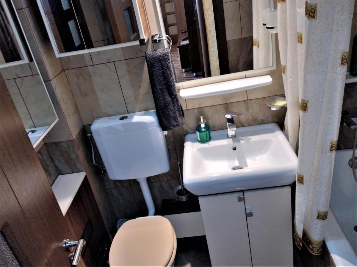 Apartament Maria Bukarest Kültér fotó